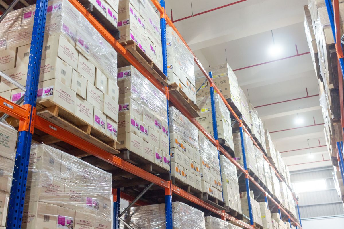 Qian Hu Malaysia distribution network supporting retailers and business partners