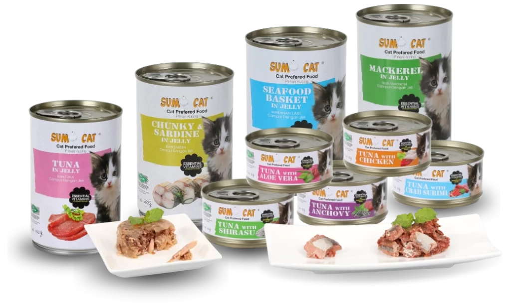 Sumo Cat wet cat food range with tuna, chicken, seafood and fish recipes for everyday feeding